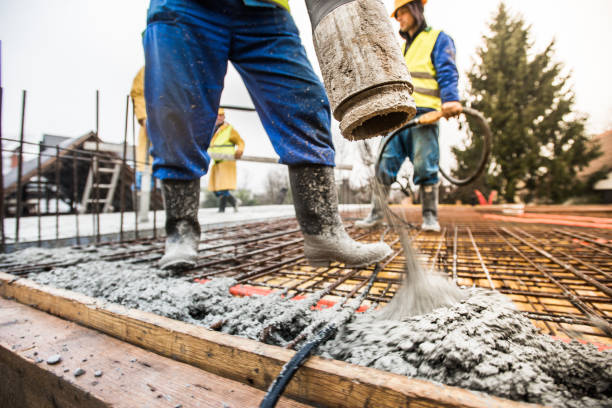Best Concrete Crack Repair  in El Valle De Arroyo Seco, NM